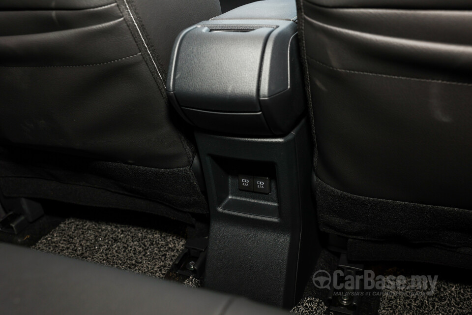 Perodua Alza D27A (2022) Interior