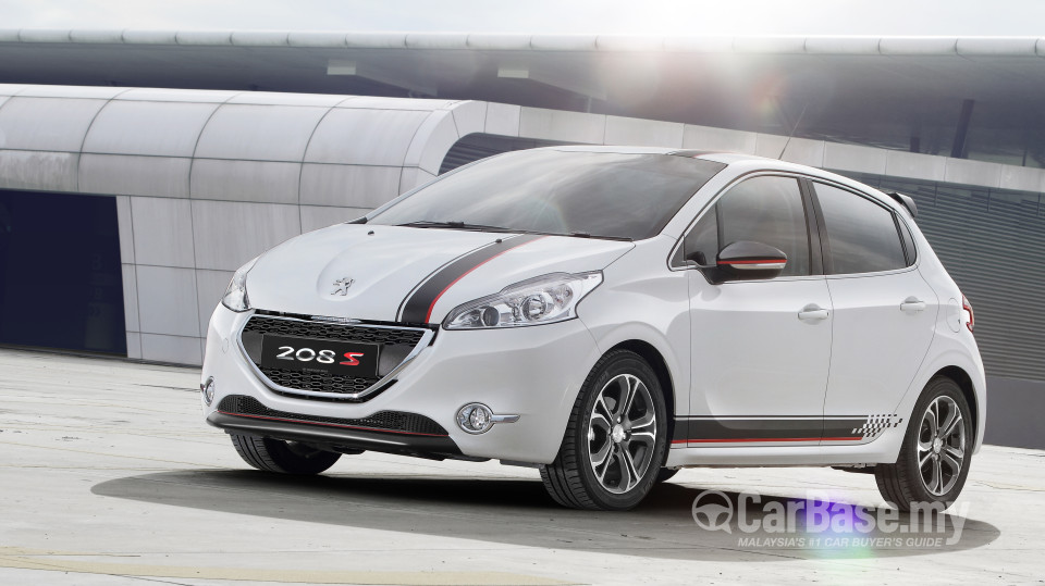 Peugeot 208 Mk1 (2013) Exterior