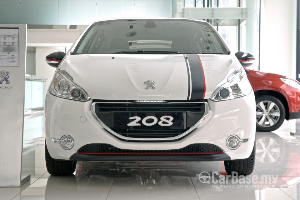 Peugeot 208 Mk1 (2013) Exterior