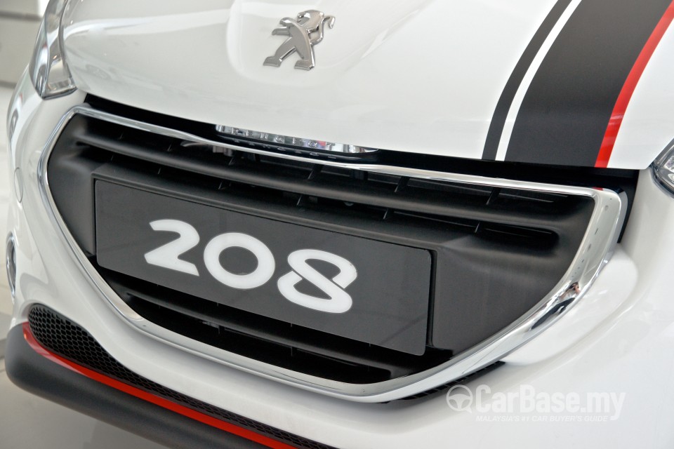 Peugeot 208 Mk1 (2013) Exterior