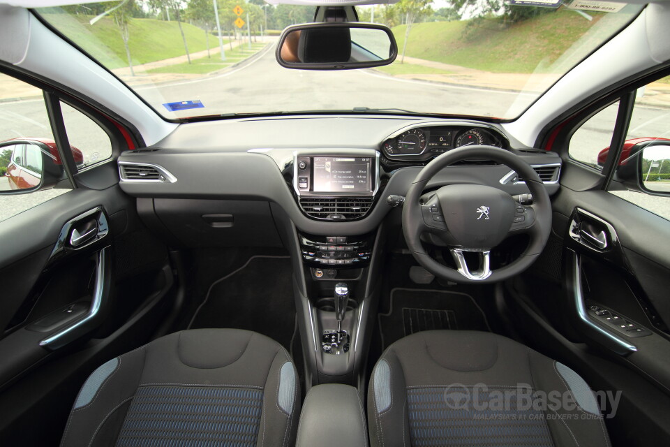 Mercedes-Benz SLC R172 Facelift (2016) Interior