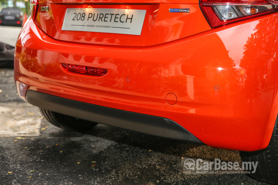 Peugeot 208 Mk1 Facelift (2017) Exterior