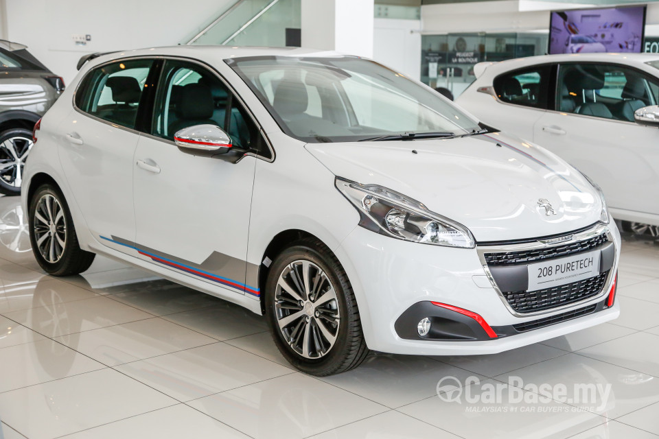 Peugeot 208 Mk1 Facelift (2017) Exterior