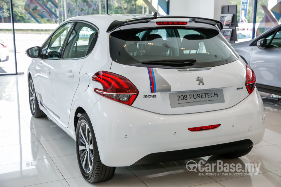 Peugeot 208 Mk1 Facelift (2017) Exterior