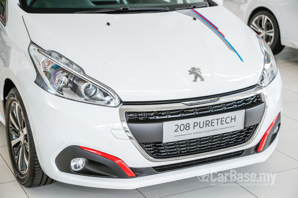 Peugeot 208 Mk1 Facelift (2017) Exterior