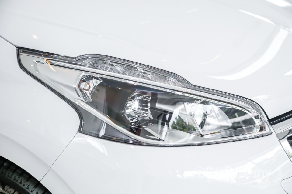Peugeot 208 Mk1 Facelift (2017) Exterior