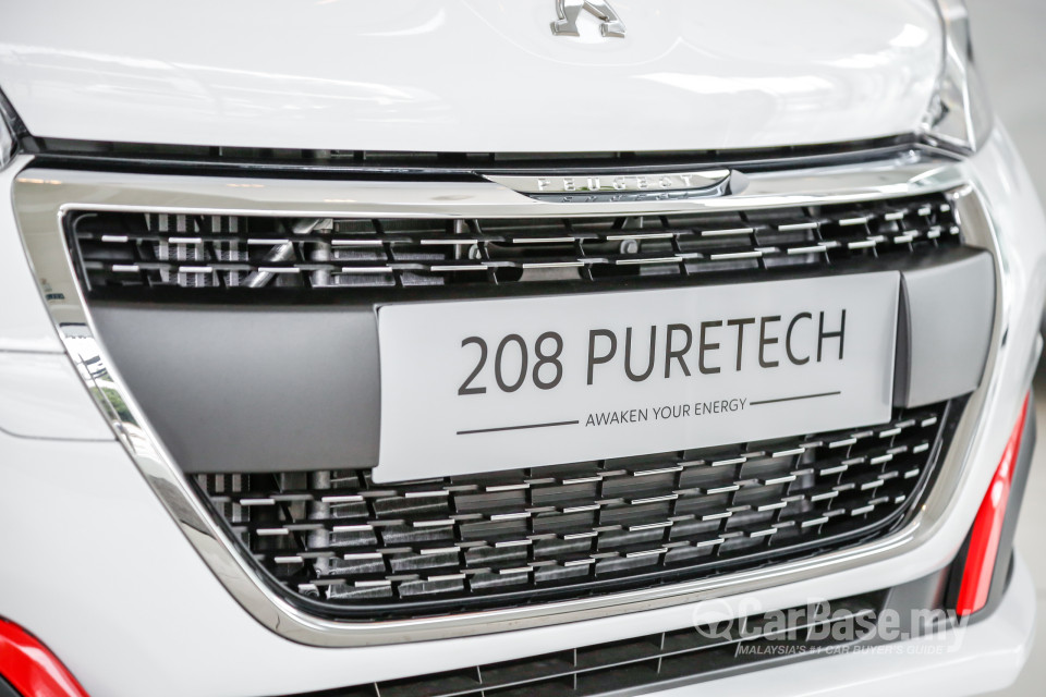 Peugeot 208 Mk1 Facelift (2017) Exterior