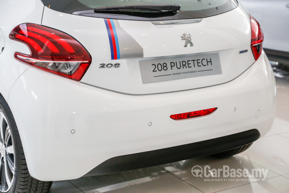 Peugeot 208 Mk1 Facelift (2017) Exterior