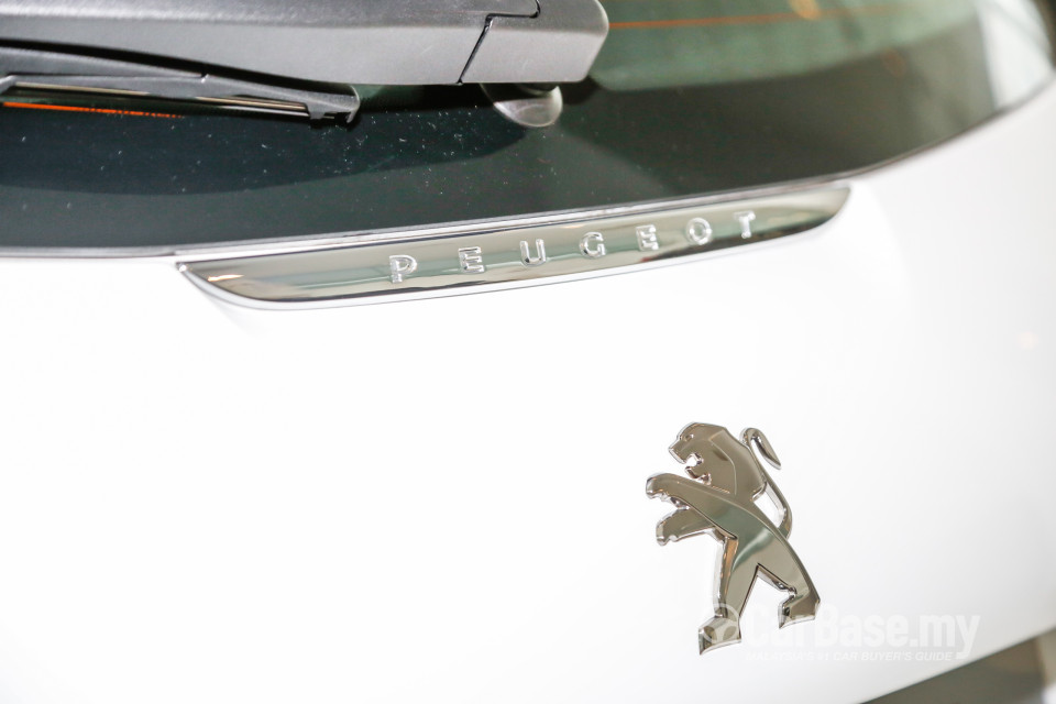 Peugeot 208 Mk1 Facelift (2017) Exterior