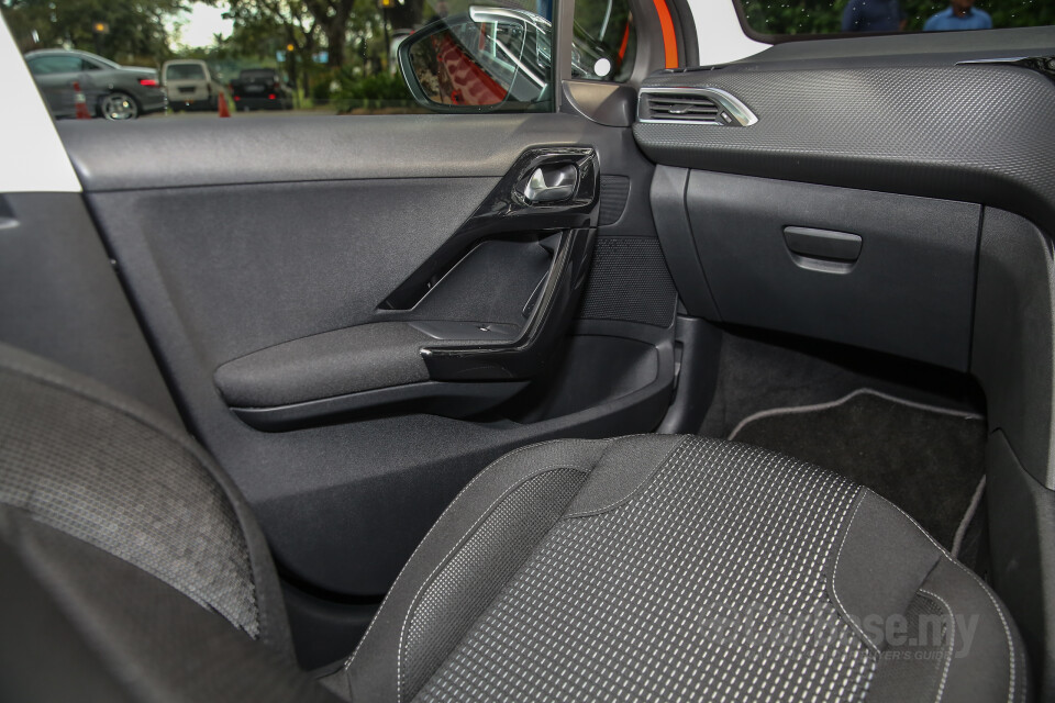 Audi A4 B9 (2016) Interior