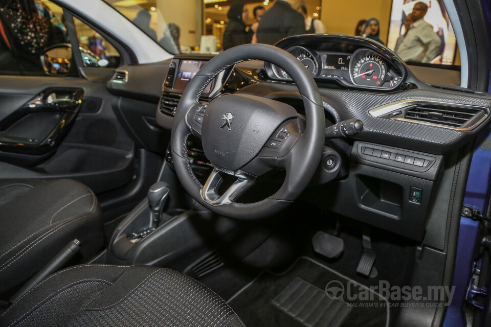 Audi A4 B9 (2016) Interior