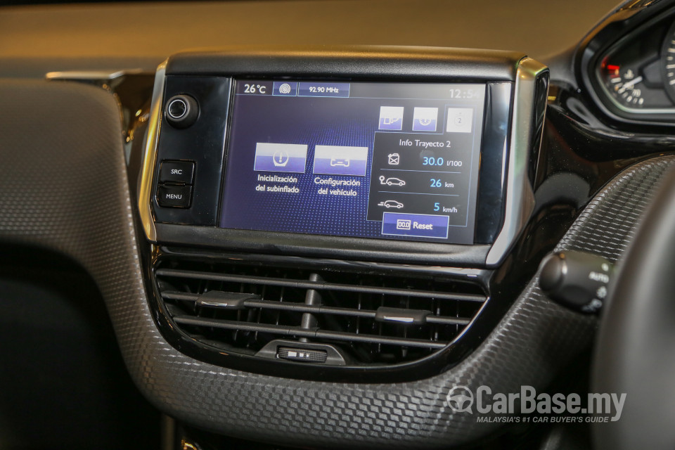 Peugeot 208 Mk1 Facelift (2017) Interior