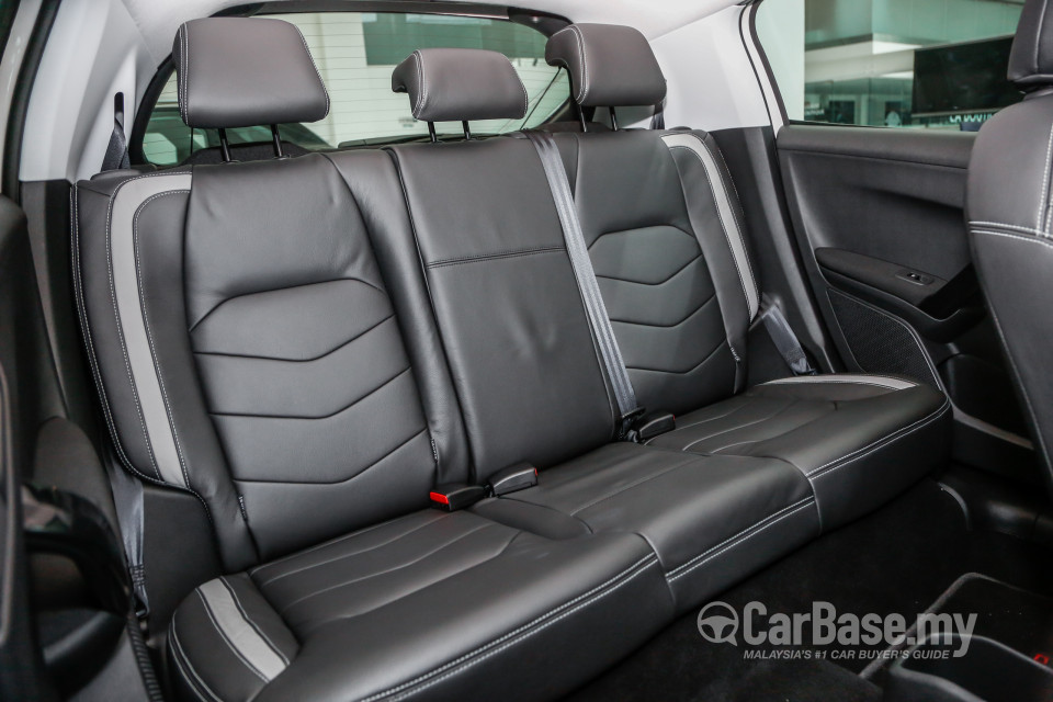 Peugeot 208 Mk1 Facelift (2017) Interior