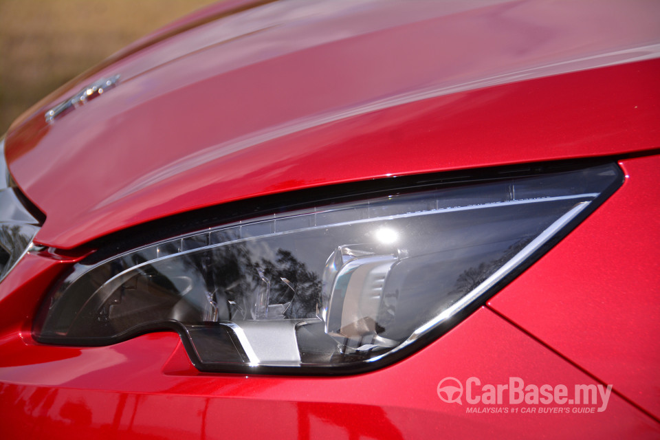 Peugeot 308 T9 (2015) Exterior