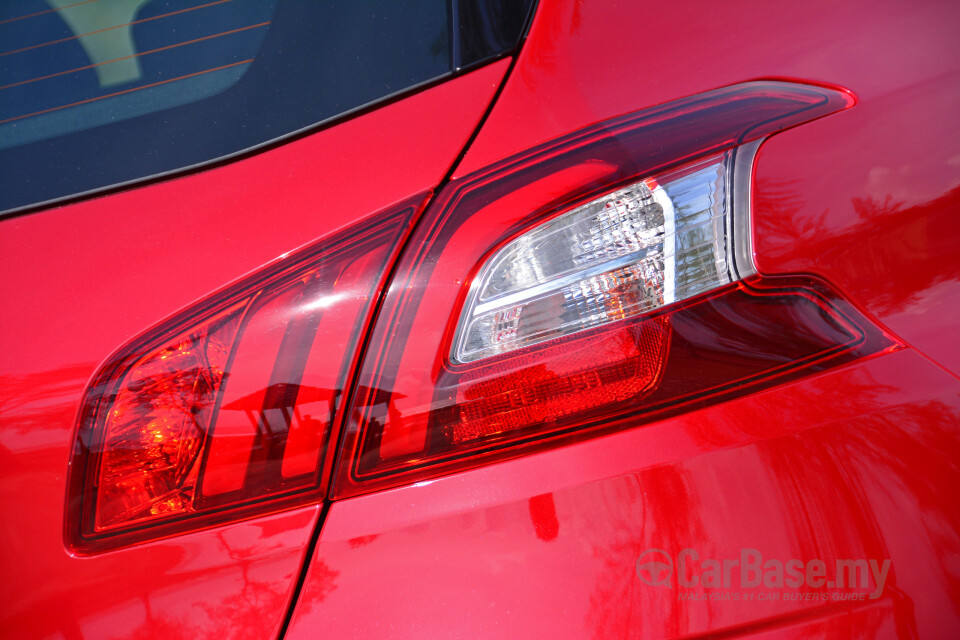 Mercedes-Benz A-Class W177 (2018) Exterior