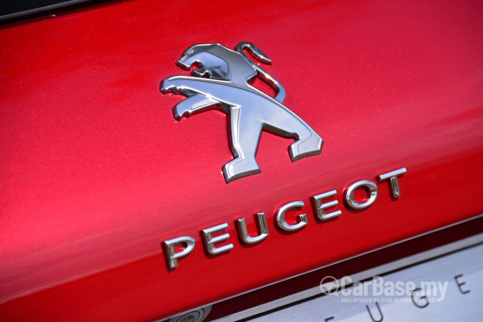 Peugeot 308 T9 (2015) Exterior