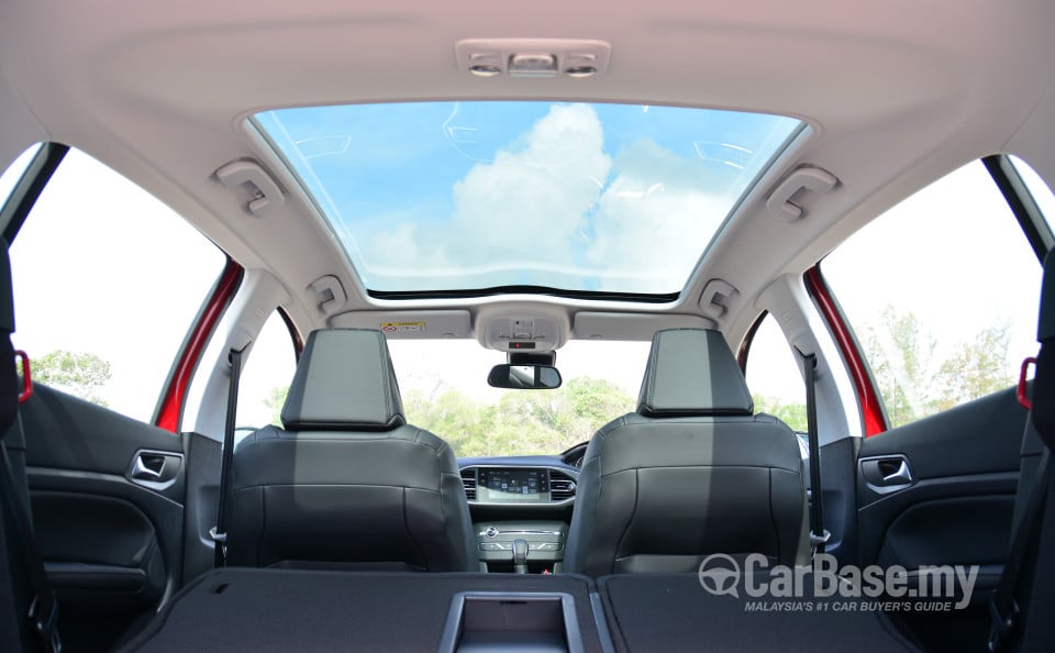 Peugeot 308 T9 (2015) Interior
