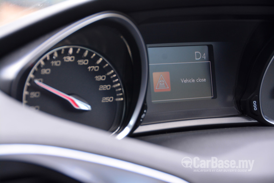 Peugeot 308 T9 (2015) Interior