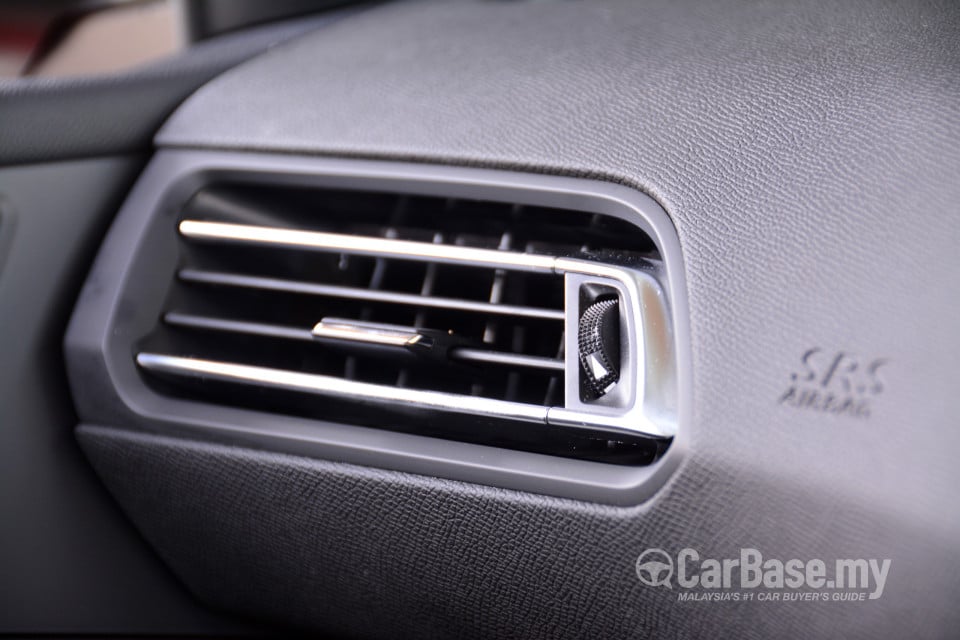 Peugeot 308 T9 (2015) Interior