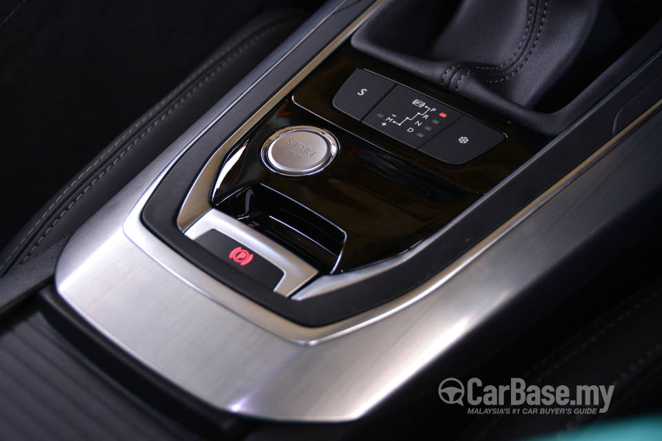 Peugeot 308 T9 (2015) Interior