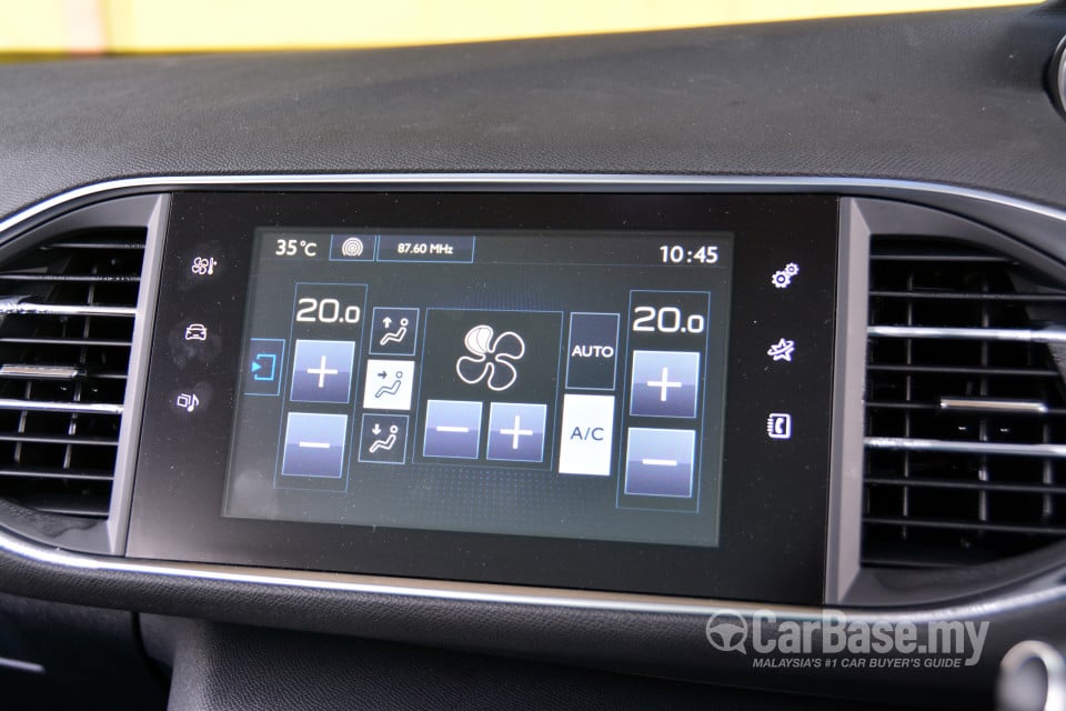 Peugeot 308 T9 (2015) Interior