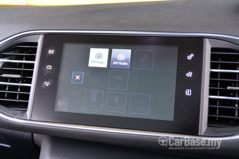 Peugeot 308 T9 (2015) Interior