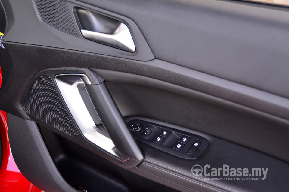 Peugeot 308 T9 (2015) Interior