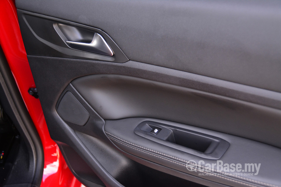 Peugeot 308 T9 (2015) Interior
