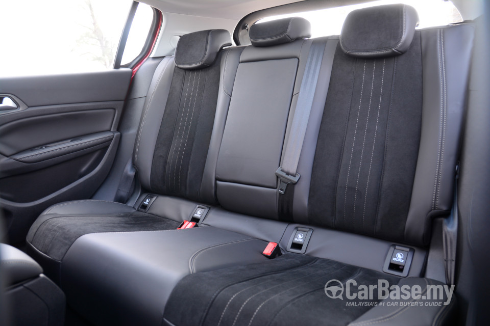 Peugeot 308 T9 (2015) Interior