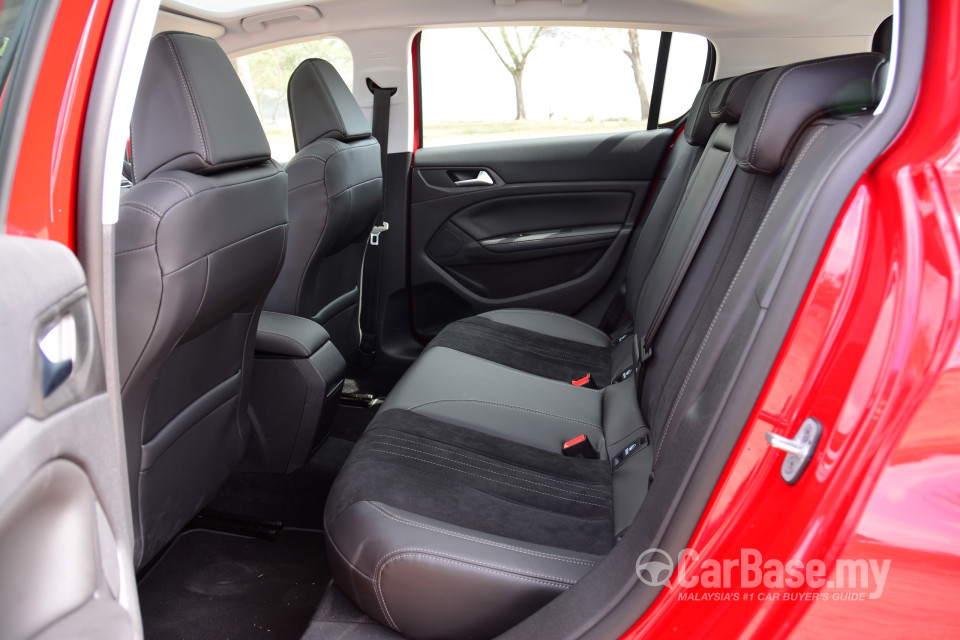 Peugeot 308 T9 (2015) Interior