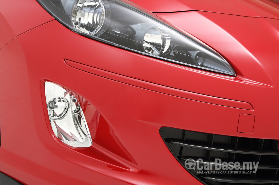Peugeot 408 Mk1 (2012) Exterior