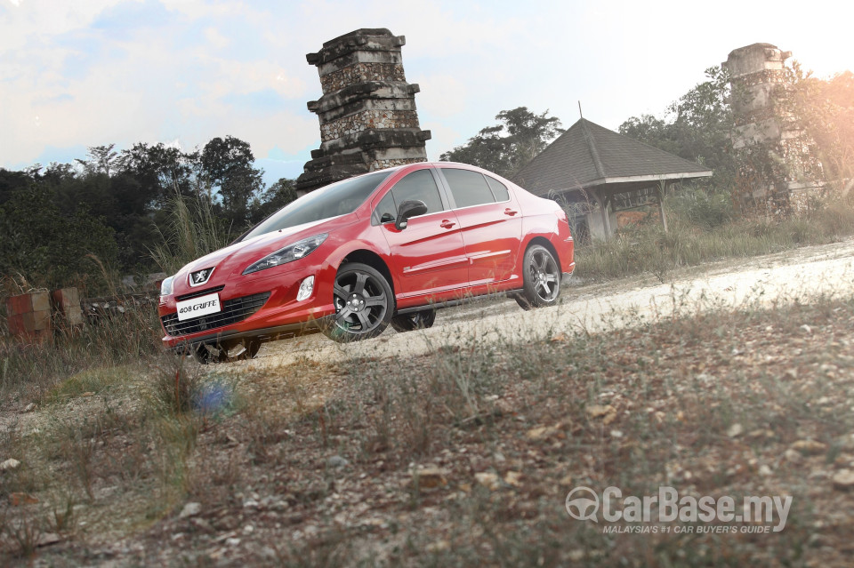 Peugeot 408 Mk1 (2012) Exterior
