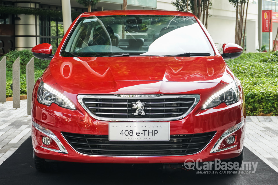 Peugeot 408 Mk2 (2016) Exterior