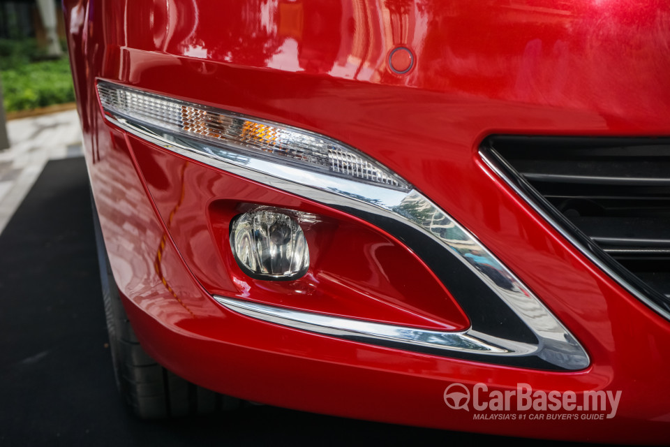 Peugeot 408 Mk2 (2016) Exterior