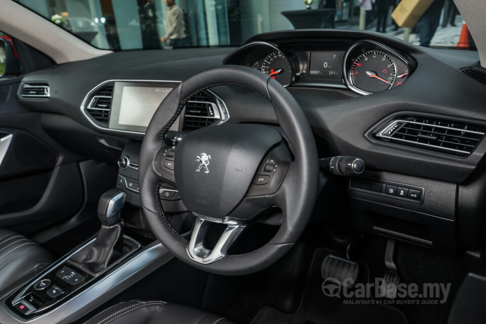 Mercedes-Benz SLC R172 Facelift (2016) Interior