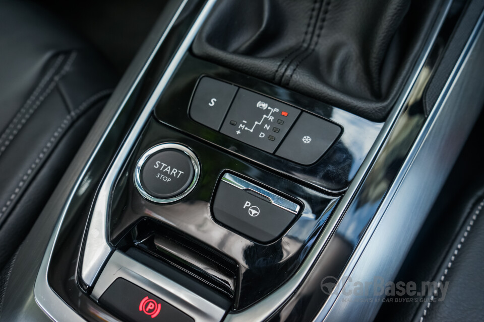 Mazda MX-5 ND (2015) Interior