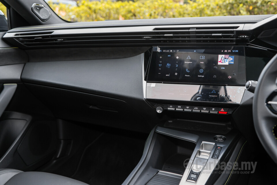 Peugeot 408 P54 (2024) Interior