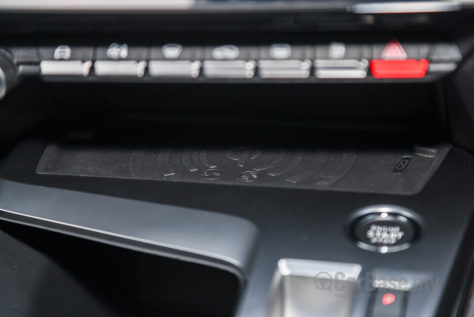 Peugeot 408 P54 (2024) Interior