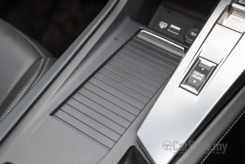 Peugeot 408 P54 (2024) Interior
