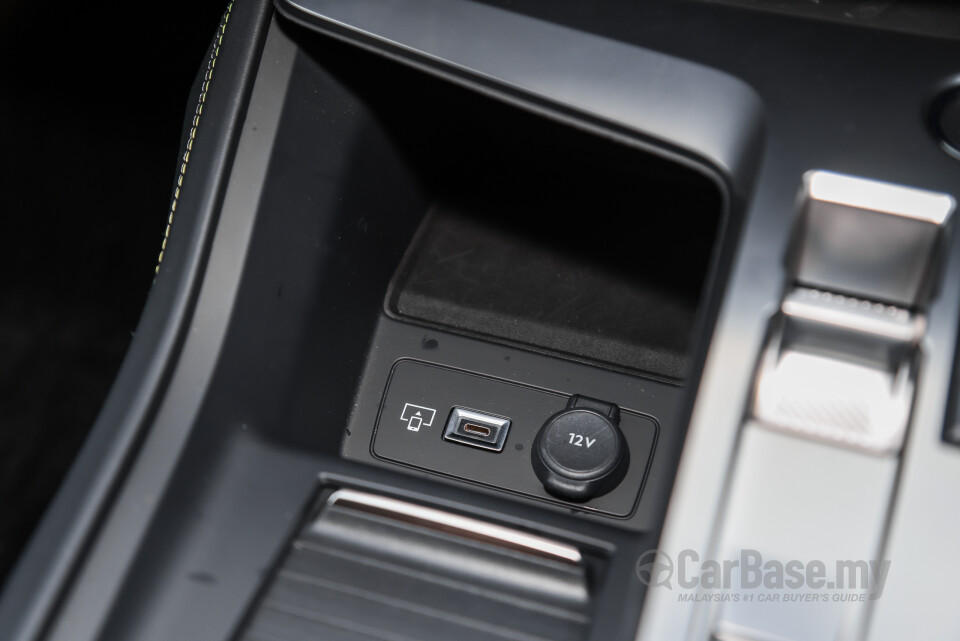 Peugeot 408 P54 (2024) Interior