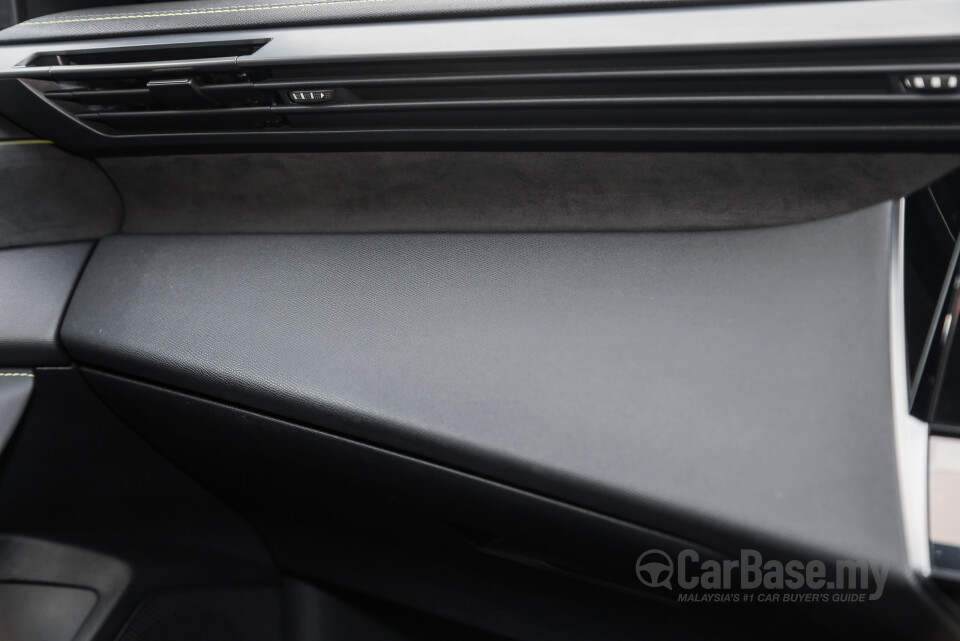 Peugeot 408 P54 (2024) Interior