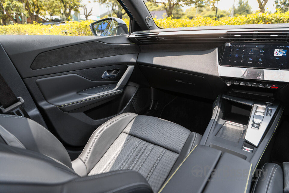 Peugeot 408 P54 (2024) Interior