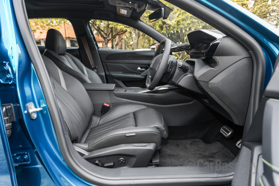 Peugeot 408 P54 (2024) Interior