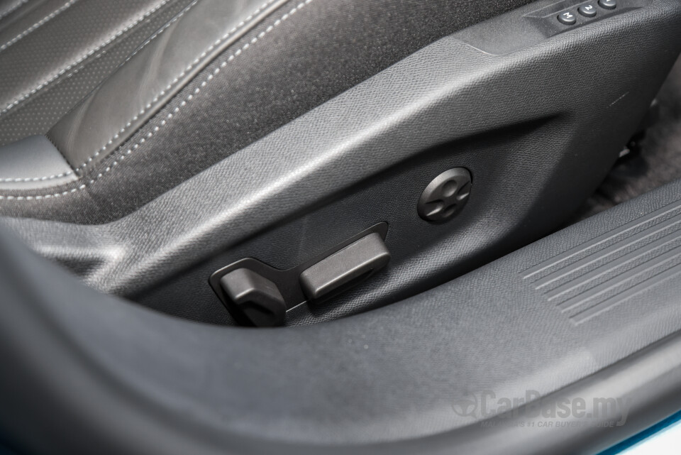 Peugeot 408 P54 (2024) Interior