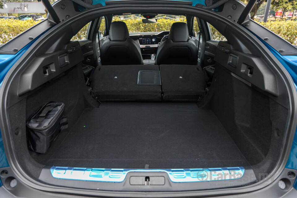 Peugeot 408 P54 (2024) Interior