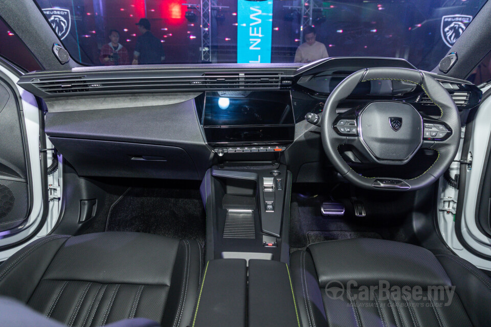 Peugeot 408 P54 (2024) Interior