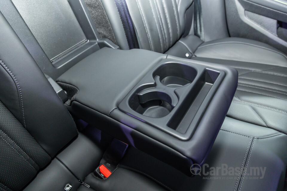 Peugeot 408 P54 (2024) Interior