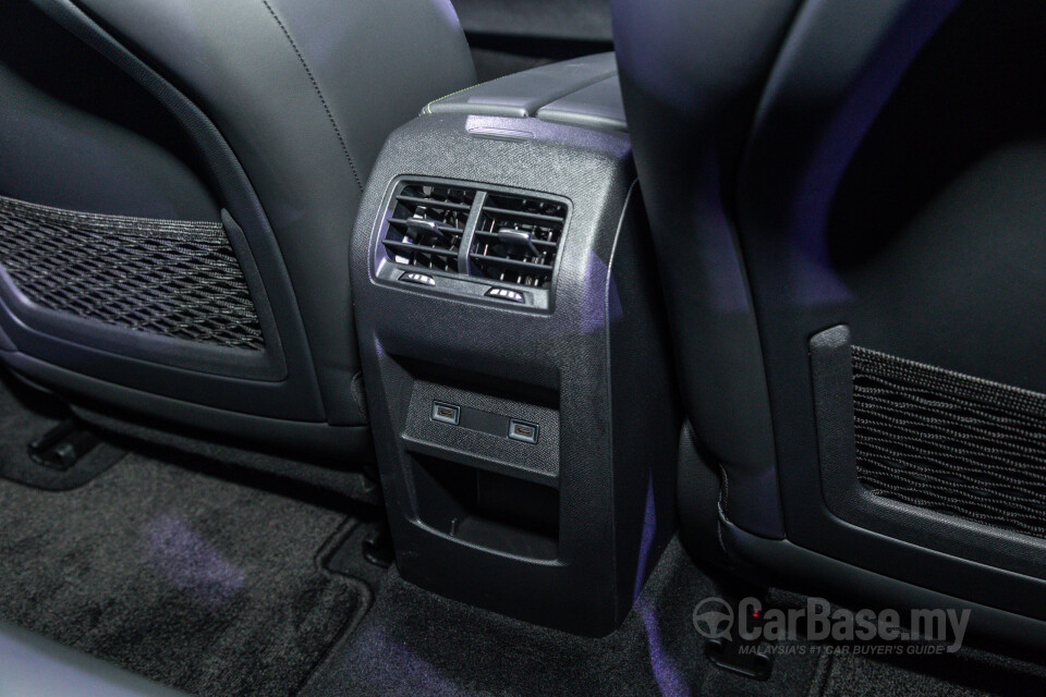 Peugeot 408 P54 (2024) Interior