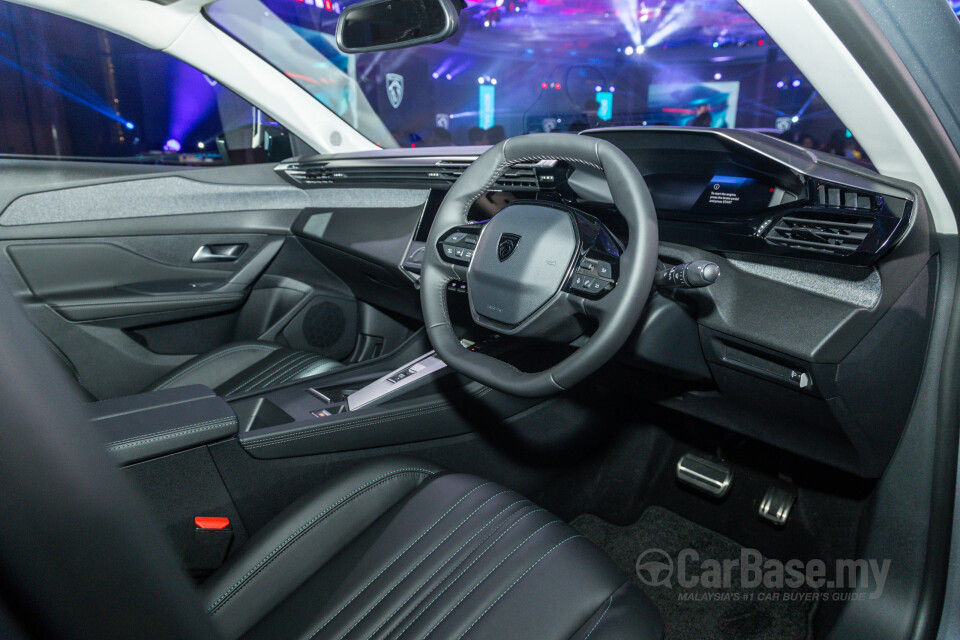 Peugeot 408 P54 (2024) Interior