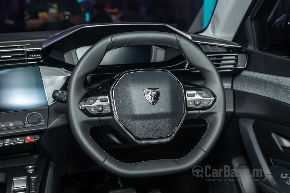 Peugeot 408 P54 (2024) Interior